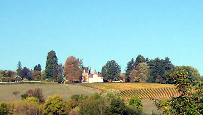 le chateau de Mont Patey  Couches en Bourgogne